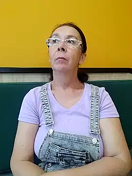 Snapshot of Celine_Faer1 chatting on July 2026 02:10:01 PM Celine Faer1 online show from July 2026 02:10:01 PM