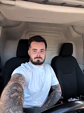 Snapshot of Brightspark22 chatting on April 2026 07:42:01 AM Brightspark22 online show from April 2026 07:42:01 AM