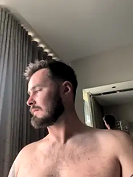 Snapshot of Brightspark22 chatting on April 2026 09:58:01 AM Brightspark22 online show from April 2026 09:58:01 AM