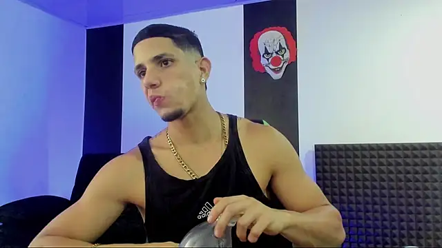 jhonnysnow17 online show from March 2025 02:10:02 AM