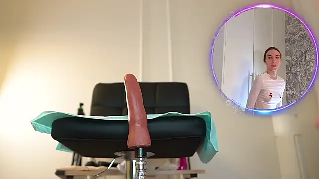 Snapshot of Miss69Ri99 chatting on March 2026 09:54:01 PM Miss69Ri99 online show from March 2026 09:54:01 PM