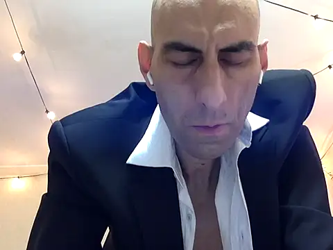 HandsomeAlfie online show from October 2025 09:54:02 PM