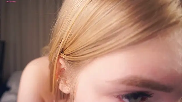 EllenReeves online show from March 2025 03:38:02 PM