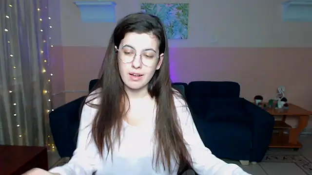 Aminabeatris online show from February 2025 12:37:01 PM