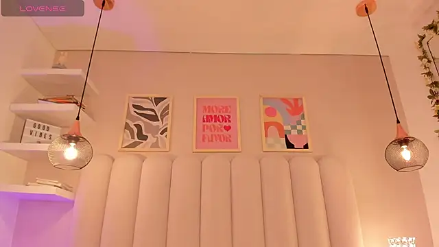 cute  cherry  online show from September 2025 08:08:01 PM