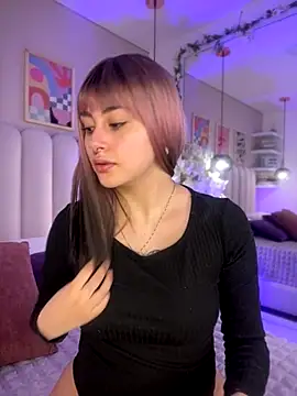 cute  cherry  online show from November 2025 08:52:02 PM