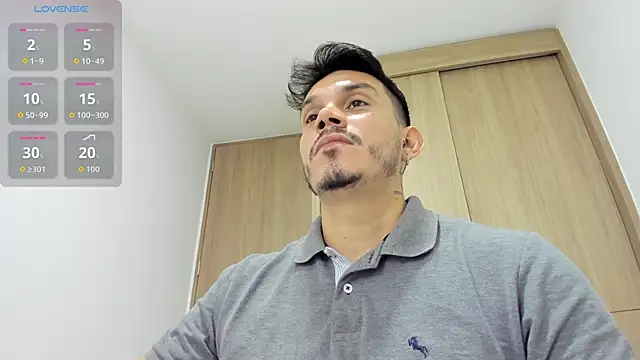 alejandro stark online show from October 2025 10:14:02 AM