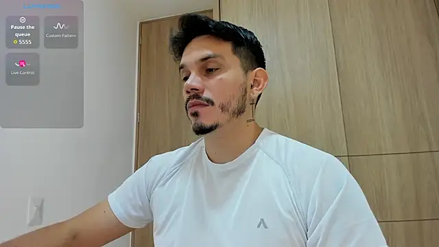 alejandro stark online show from November 2025 10:54:02 AM