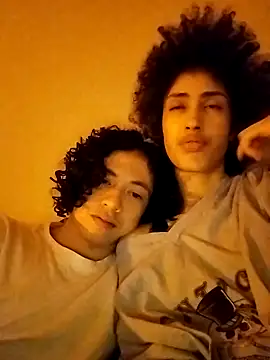 Snapshot of LiverandBrat77 chatting on December 2024 11:47:01 PM LiverandBrat77 online show from December 2024 11:47:01 PM