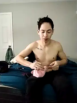 Snapshot of LiverandBrat77 chatting on December 2024 06:10:02 AM LiverandBrat77 online show from December 2024 06:10:02 AM