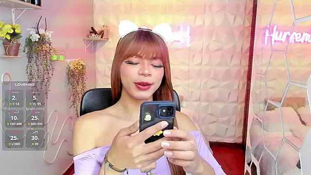 hurrencam online show from September 2025 01:24:02 PM