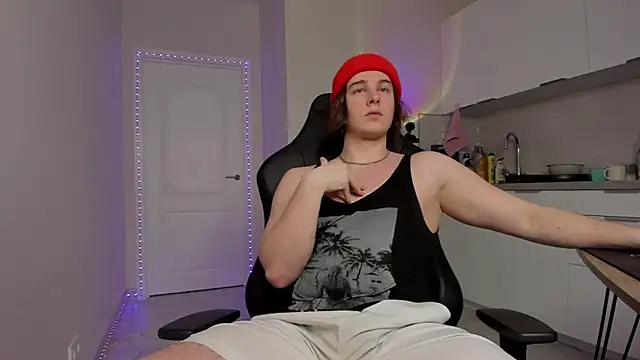 Snapshot of Vincent_Strong chatting on February 2025 02:42:02 PM Vincent Strong online show from February 2025 02:42:02 PM