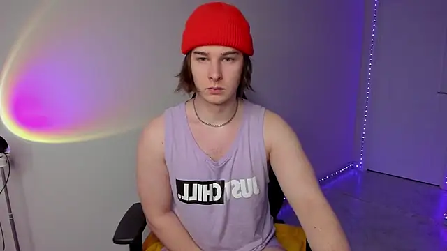 Snapshot of Vincent_Strong chatting on March 2025 01:21:01 AM Vincent Strong online show from March 2025 01:21:01 AM