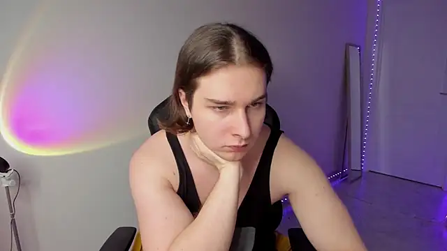 Snapshot of Vincent_Strong chatting on March 2025 10:06:02 AM Vincent Strong online show from March 2025 10:06:02 AM