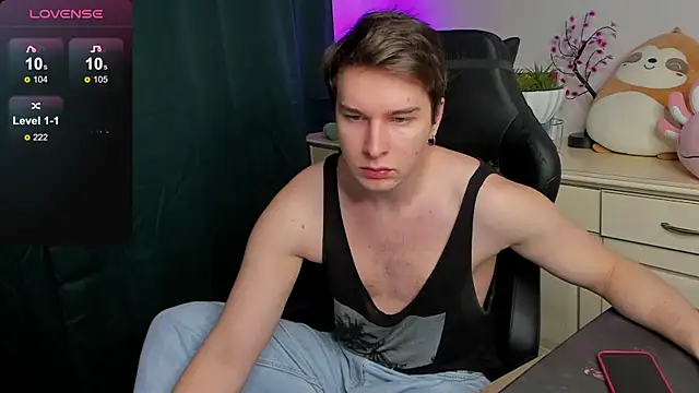 Snapshot of Vincent_Strong chatting on September 2025 08:16:01 AM Vincent Strong online show from September 2025 08:16:01 AM