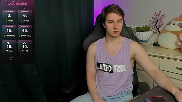 Snapshot of Vincent_Strong chatting on September 2025 08:27:02 AM Vincent Strong online show from September 2025 08:27:02 AM