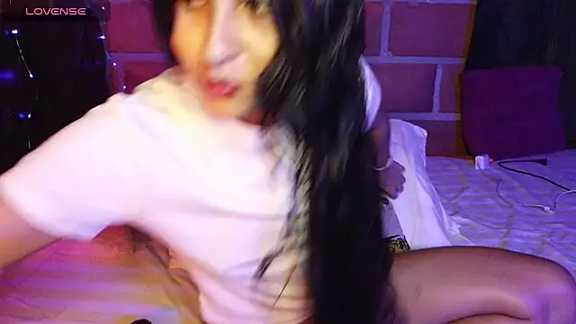 Snapshot of Nathacha chatting on April 2026 10:44:02 PM Nathacha online show from April 2026 10:44:02 PM