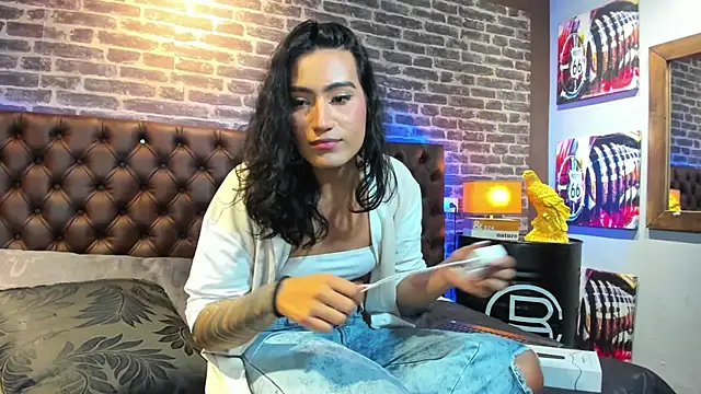 Snapshot of Taly_Fox chatting on December 2024 04:16:02 AM Taly Fox online show from December 2024 04:16:02 AM