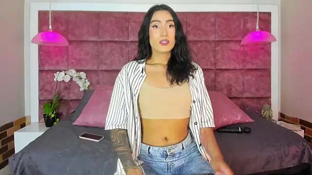 Snapshot of Taly_Fox chatting on February 2025 09:02:01 PM Taly Fox online show from February 2025 09:02:01 PM