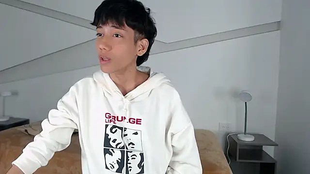 hot little bunny online show from January 2025 12:01:01 AM