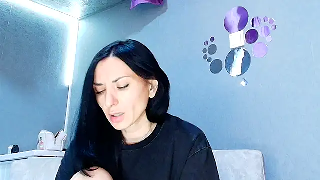 Snapshot of Siaconna chatting on June 2026 09:51:02 AM Siaconna online show from June 2026 09:51:02 AM