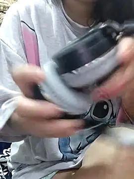 Snapshot of Doll_Nepali chatting on February 2025 09:47:01 PM Doll Nepali online show from February 2025 09:47:01 PM