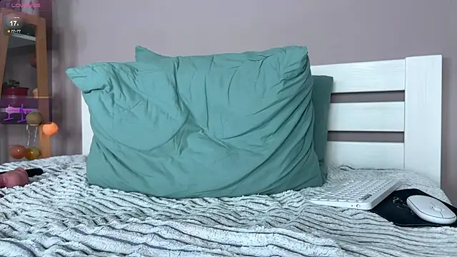 Snapshot of tanya_goddesss chatting on March 2026 12:43:01 PM tanya goddesss online show from March 2026 12:43:01 PM