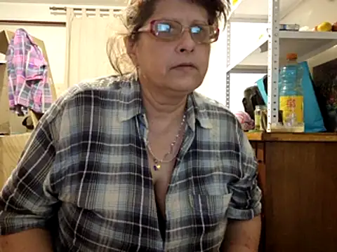 Snapshot of Samantha_Squirt@xh chatting on November 2025 01:38:01 AM Samantha Squirtxh online show from November 2025 01:38:01 AM