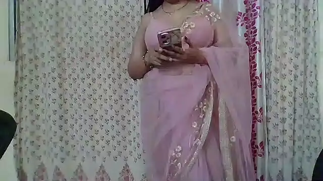 NautyBabe online show from September 2025 05:18:01 PM