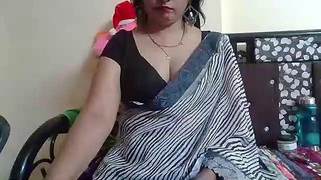 NautyBabe online show from October 2025 05:21:02 PM