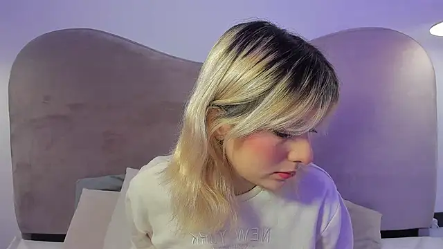 Ania jones online show from January 2025 08:24:01 PM