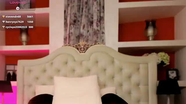 RagazzaBella online show from March 2025 11:31:01 AM