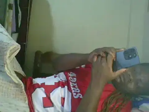 Snapshot of sweet-frida22 chatting on February 2025 03:01:02 AM sweet-frida22 online show from February 2025 03:01:02 AM