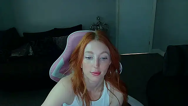 Red firesquirt online show from March 2025 09:32:02 PM