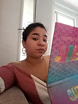 Snapshot of Yelly chatting on February 2026 02:54:02 PM Yelly online show from February 2026 02:54:02 PM