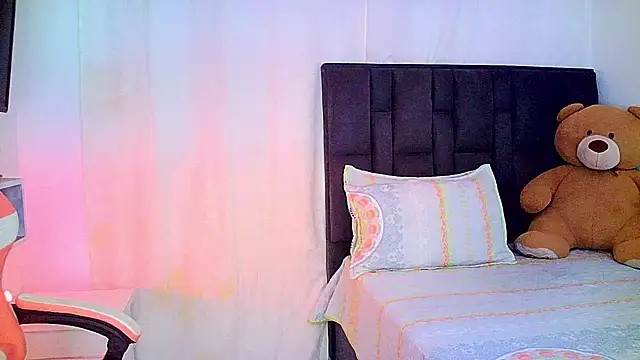 carmen14 online show from April 2026 07:45:01 AM