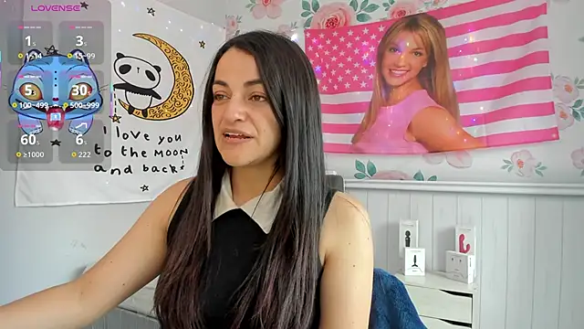 LovelyAzucena online show from November 2025 06:17:01 PM