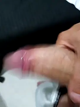 Dick69xxxxx online show from February 2026 11:31:02 PM