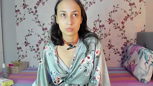 Alisagold90 online show from November 2025 07:42:02 AM