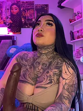 Snapshot of CloeeBeckam chatting on February 2026 07:16:01 AM CloeeBeckam online show from February 2026 07:16:01 AM