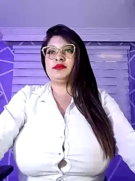 MiiaaJoness online show from March 2025 06:18:01 PM