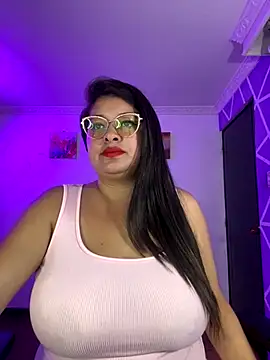 MiiaaJoness online show from November 2025 03:19:02 PM