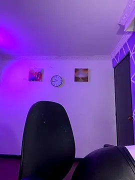 MiiaaJoness online show from November 2025 02:51:01 PM