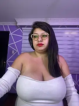 Snapshot of MiiaaJoness chatting on March 2026 03:29:02 PM MiiaaJoness online show from March 2026 03:29:02 PM