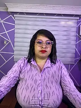 MiiaaJoness online show from July 2026 03:08:02 PM