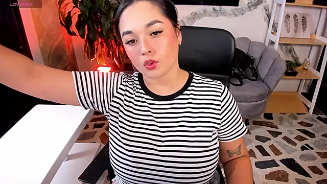 Snapshot of CelesteBrucee chatting on January 2026 08:54:01 PM CelesteBrucee online show from January 2026 08:54:01 PM