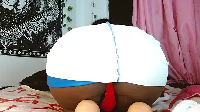 Snapshot of Ebony_D0ll chatting on December 2024 07:11:02 AM Ebony D0ll online show from December 2024 07:11:02 AM