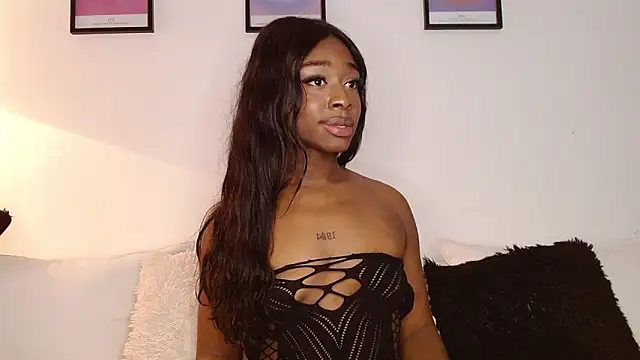 Snapshot of Ebony_D0ll chatting on February 2025 04:15:01 AM Ebony D0ll online show from February 2025 04:15:01 AM