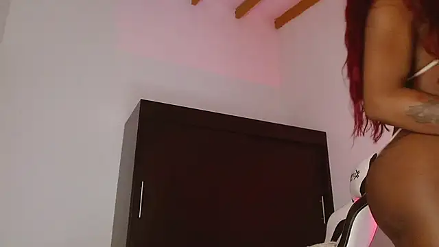 Snapshot of Ebony_D0ll chatting on September 2025 11:40:02 PM Ebony D0ll online show from September 2025 11:40:02 PM