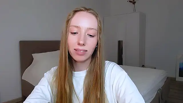 Luna insniity online show from December 2024 03:18:02 AM